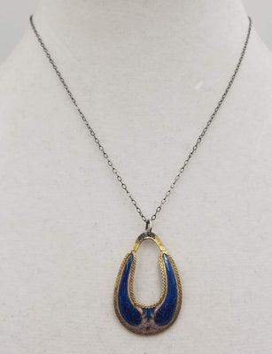Vintage, sterling silver, Art Nouveau-style pendant necklace. 16