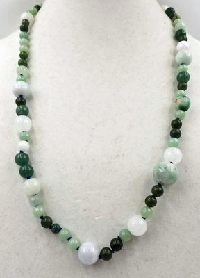 Classic. Green & white jadeite, nephrite necklace on silk. 27