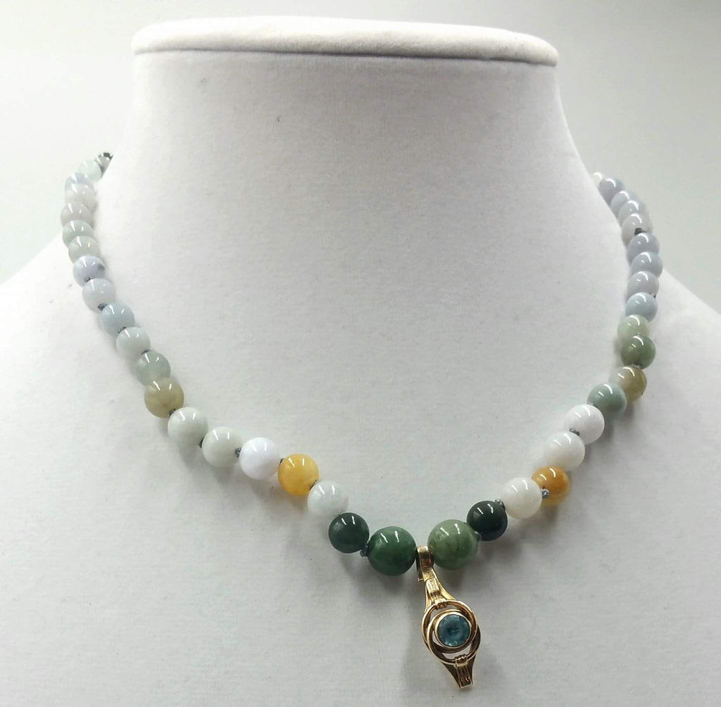 Ombre graduated jadeite necklace with vintage 10KYG, blue topaz pendant & 14KG clasp. 17"