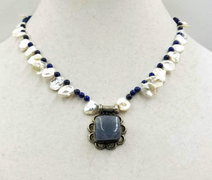 Agate pendant with Keshi pearl & sodalite necklace.