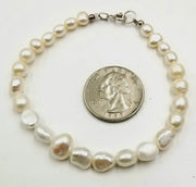 Plus size sterling silver, graduated white pearl bracelet. Classic! 7 7/8in