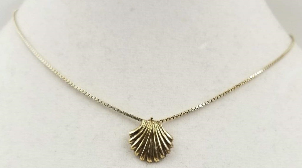 Sterling silver, gold-washed, shell necklace. 15.5" Choker length.