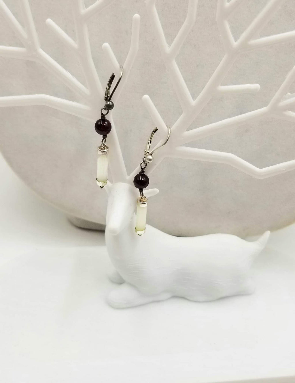 Beautiful, sterling silver, white jadeite & garnet pierced earrings. Vegan.